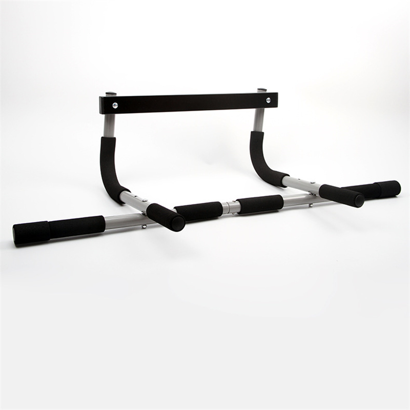 Barra per trazioni regolabile  - Chin Up Doorframe recensione e prezzo