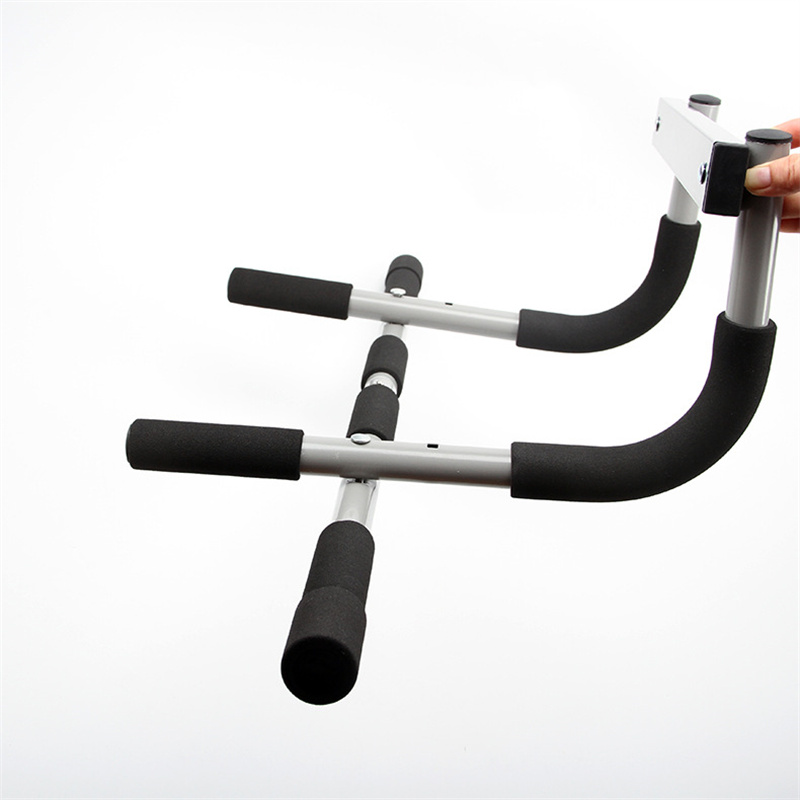 Barra per trazioni regolabile  - Chin Up Doorframe recensione e prezzo